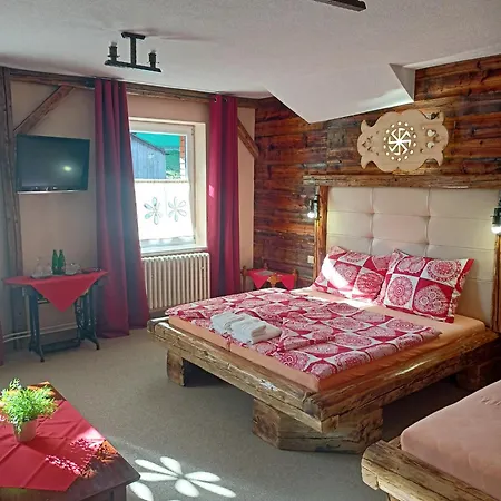 Koloniál Hotel 2*