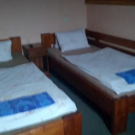 Hotel Kolonial 2*
